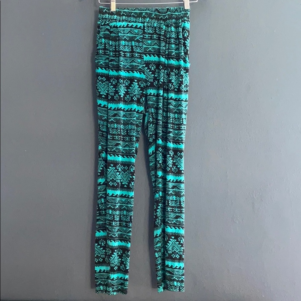 ✨SOLD✨Tribal pants